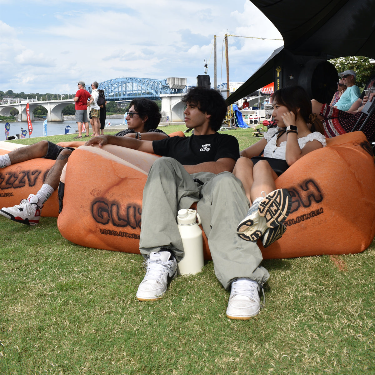 Glizzy couch